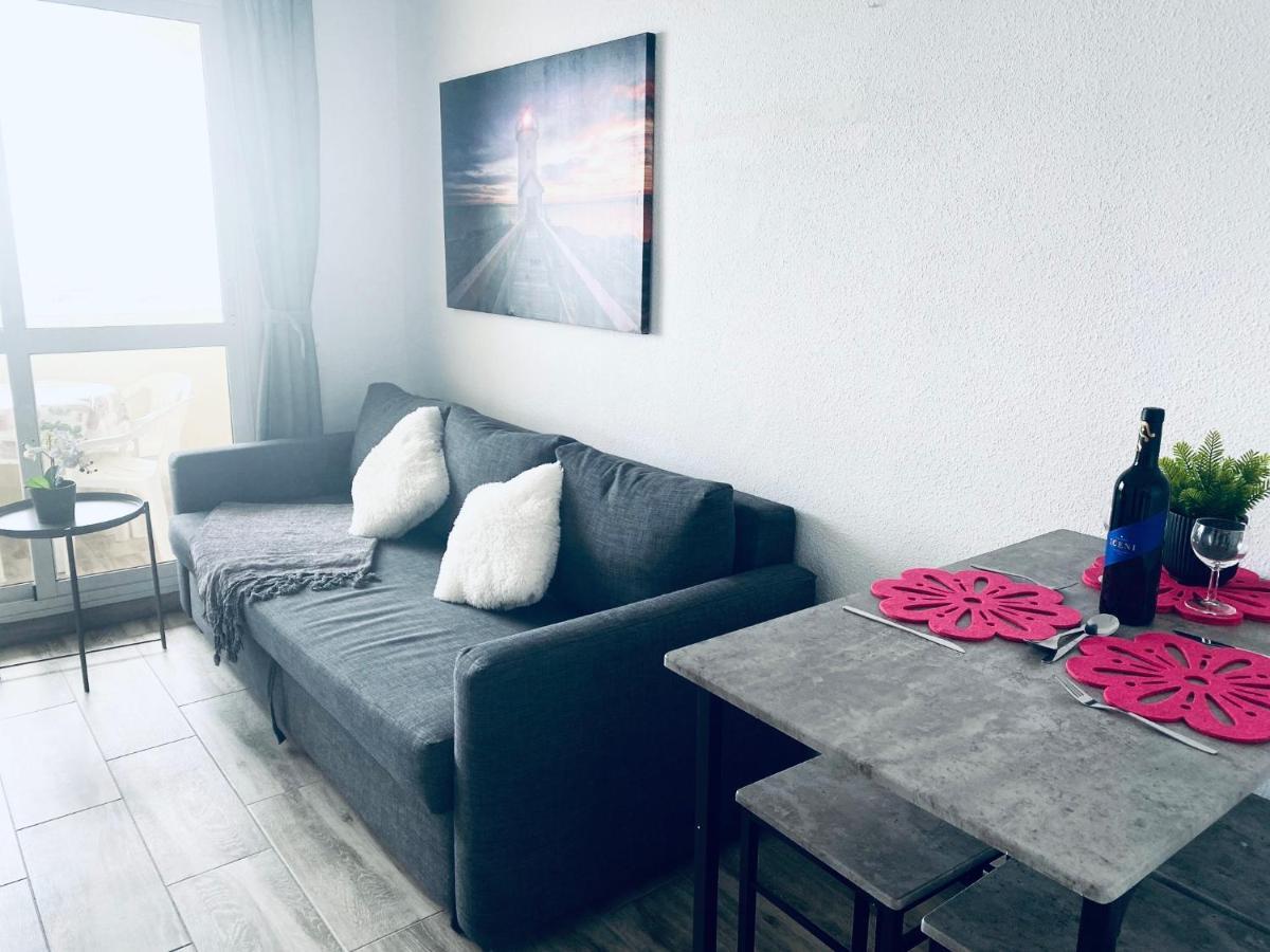 Spectacular Apartment With Amazing Sea Views! เบนัลมาเดนา ภายนอก รูปภาพ
