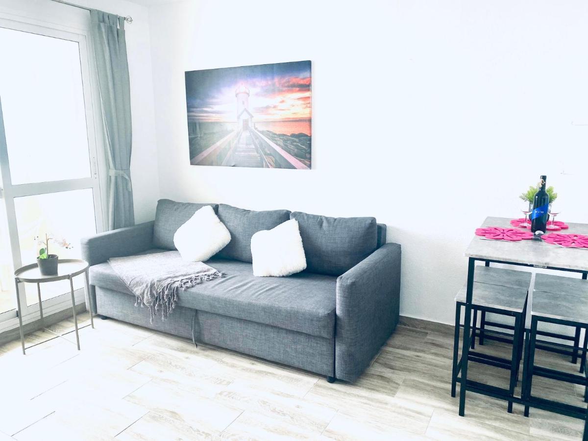Spectacular Apartment With Amazing Sea Views! เบนัลมาเดนา ภายนอก รูปภาพ